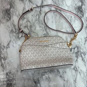 Michael Kors Jet Set Travel Medium Dome Shoulder Crossbody Bag MK Pale Gold NWT